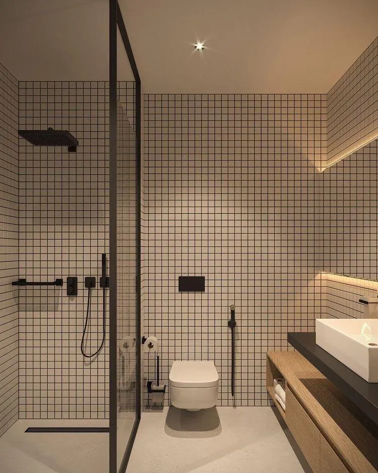 Duş alanı ve ahşap banyo dolabı uygulaması
